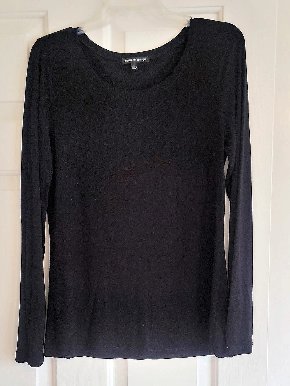 cable & gauge Black Long Sleeve Top Size Large Like New